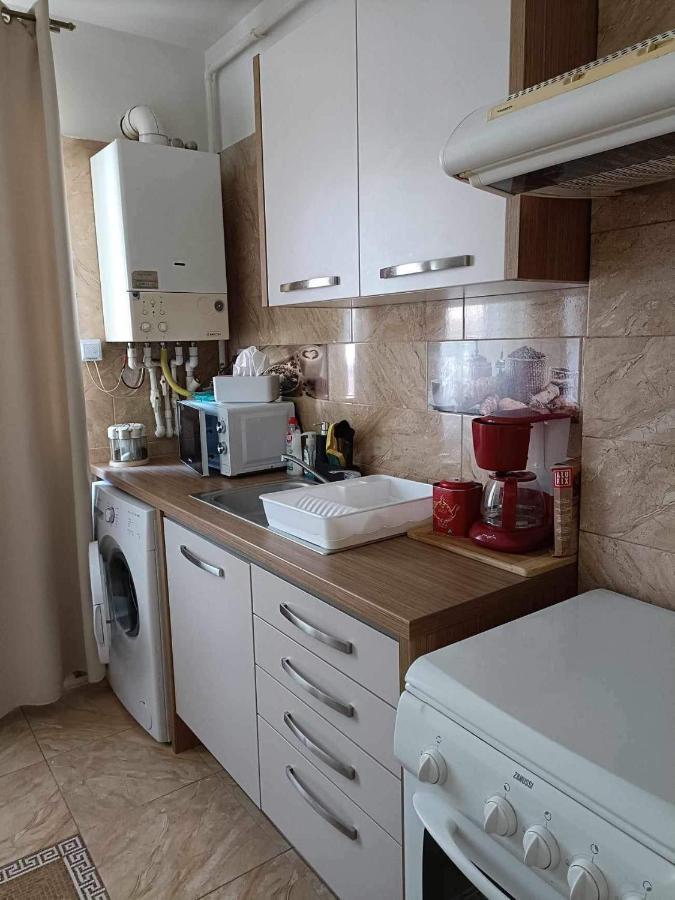 Appartamento Apartament Zona Centrala Hunedoara Esterno foto